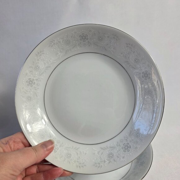 TWO Crown Ming Queen's Lace Soup Bowls White Flowers Platinum Trim - Picture 2 of 16